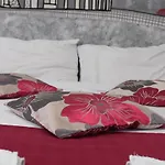 City Boutique Rooms Bed & Breakfast 2*